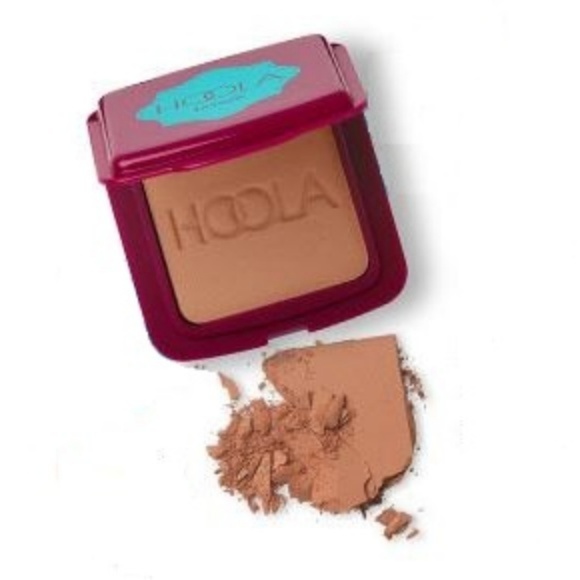5 for $25 Benefit Hoola Matte Bronzer - Picture 3 of 7